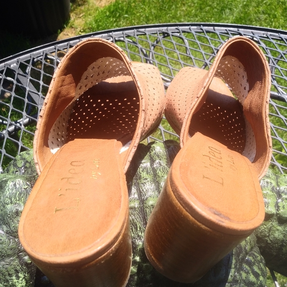 Vero Cuoio L'idea Laser cut Tan Mules - Picture 9 of 16